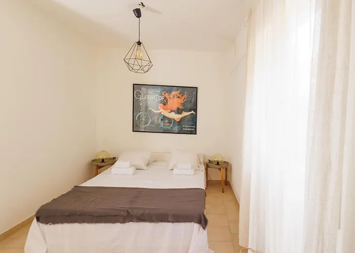 Kallopsia 105 Corfu Menigos By New Era * Glyfada (Corfu)