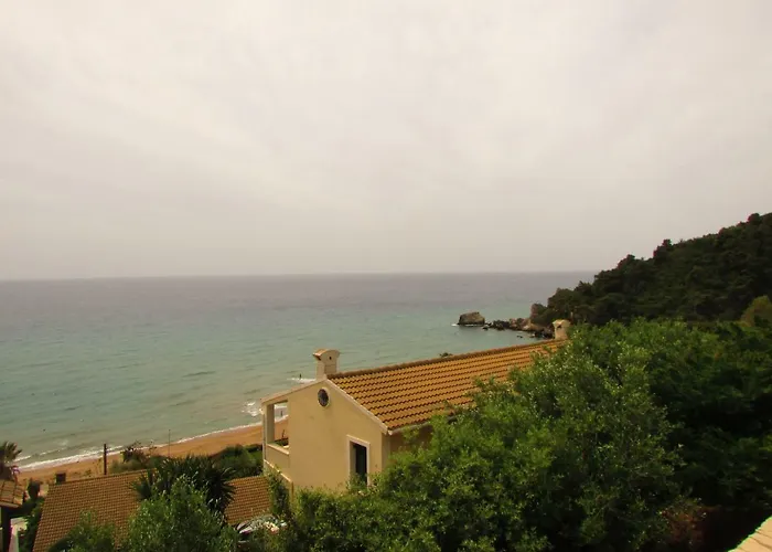 Kallopsia 105 Corfu Menigos By New Era * Glyfada (Corfu)
